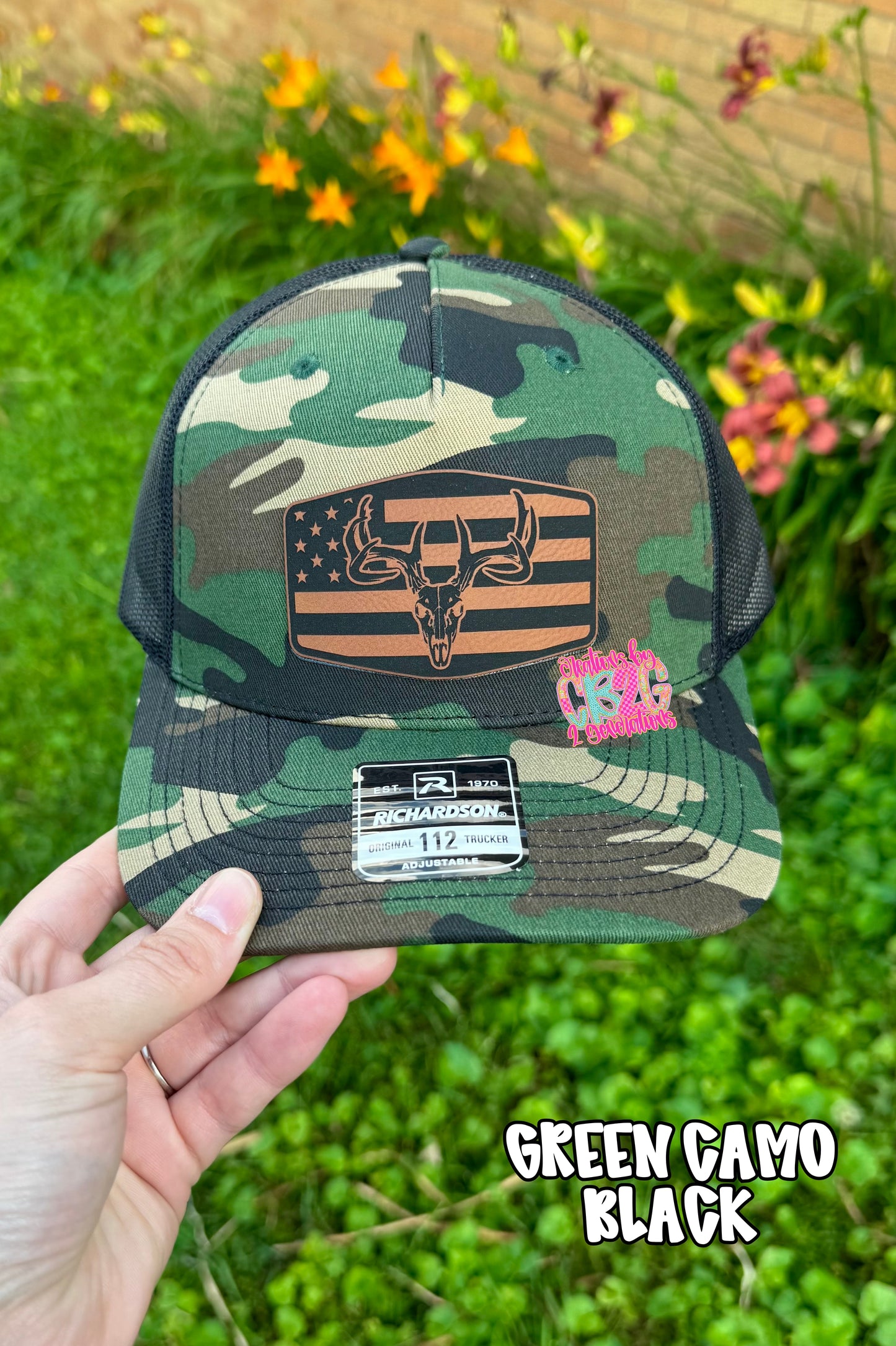 SKULL WITH FLAG (CAMO)
