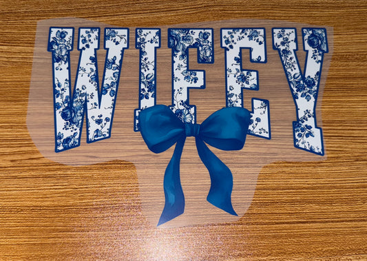 WIFEY BLUE BOW COQUETTE PRINT